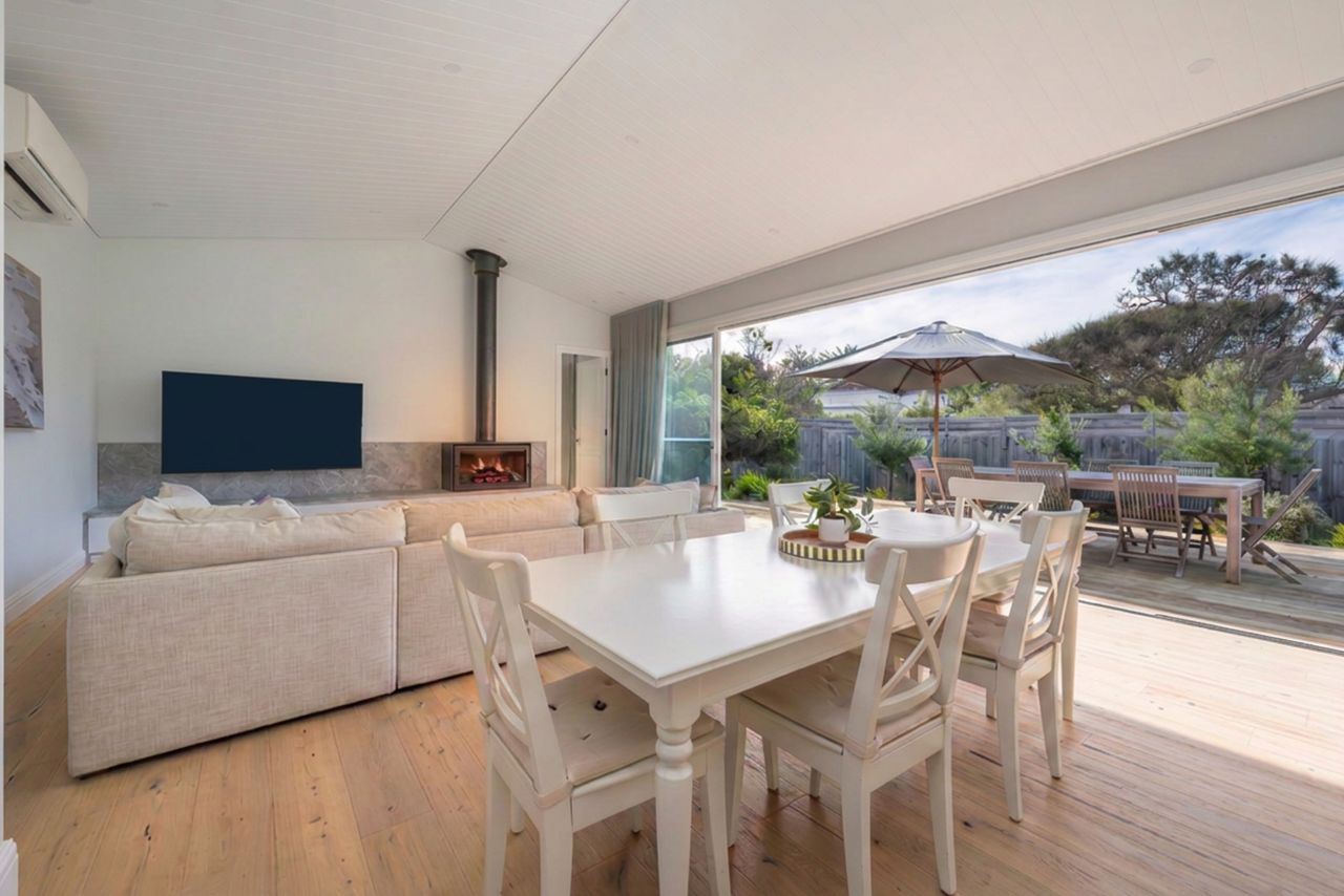 Koonya Modern Luxury Retreat | Blairgowrie Oasis